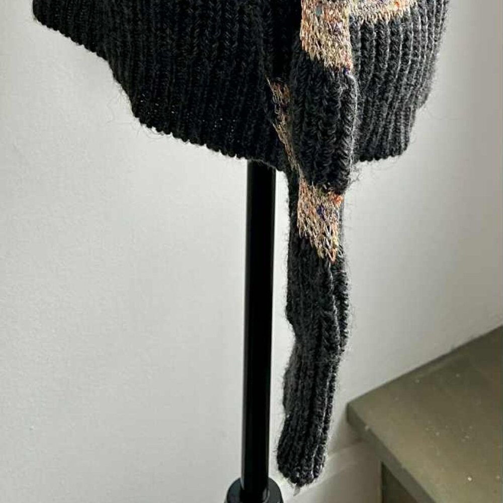 Tricotto Charcoal & Metallic Open-Knit Stripe Sweater w/ Shoulder Zippers - US M - Picture 7 of 16